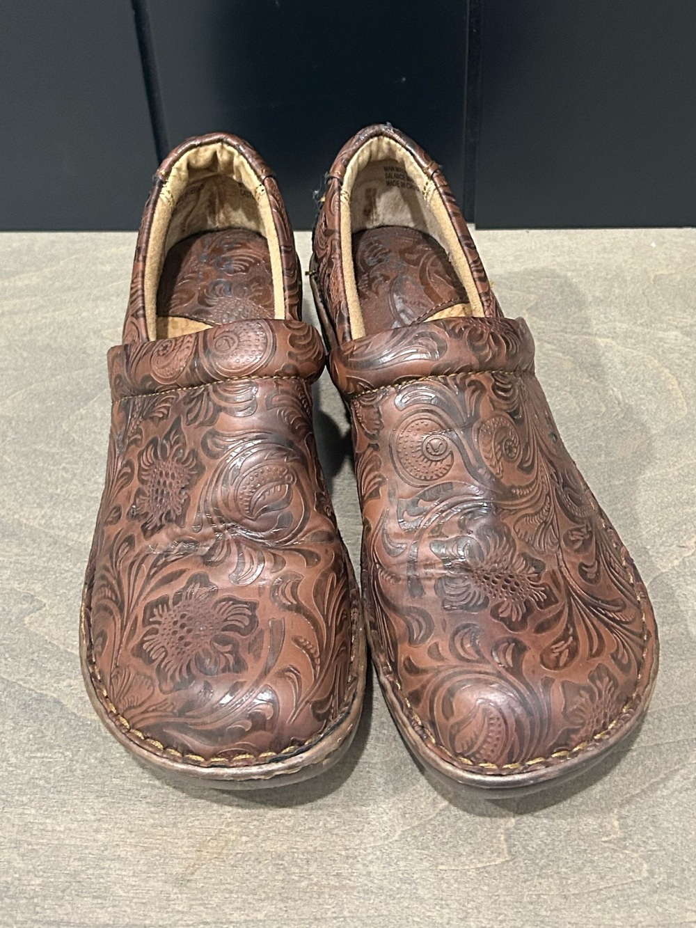 B.O.C. Shoes Born of Concept Peggy Brown Coffee Tooled Clog Shoes